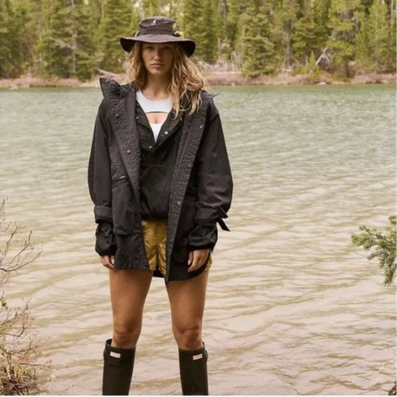 Free People Singin' In The Rain Packable Jacket Black Small NWT - Picture 2 of 10